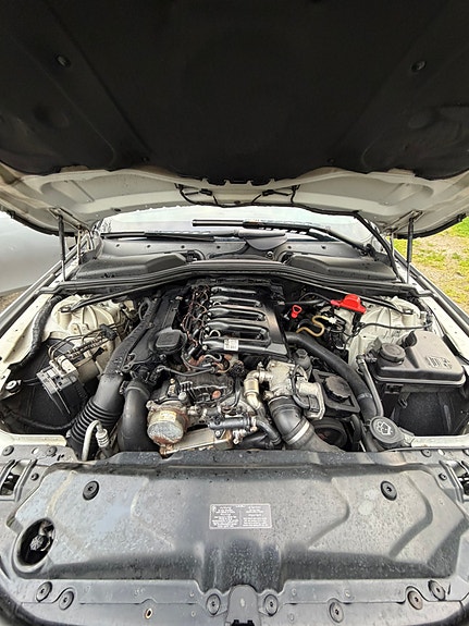 BMW 525d 6 of 9