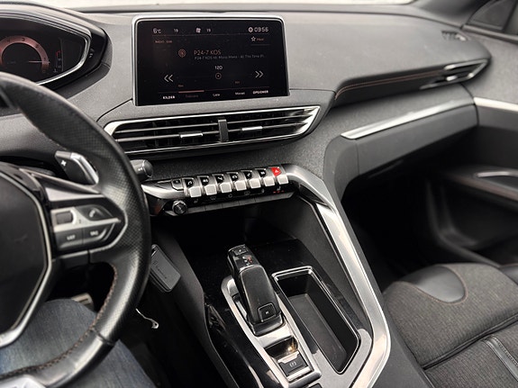 Peugeot 5008 26 of 30