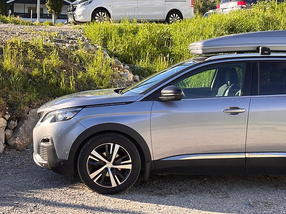 Peugeot 5008 8 of 30