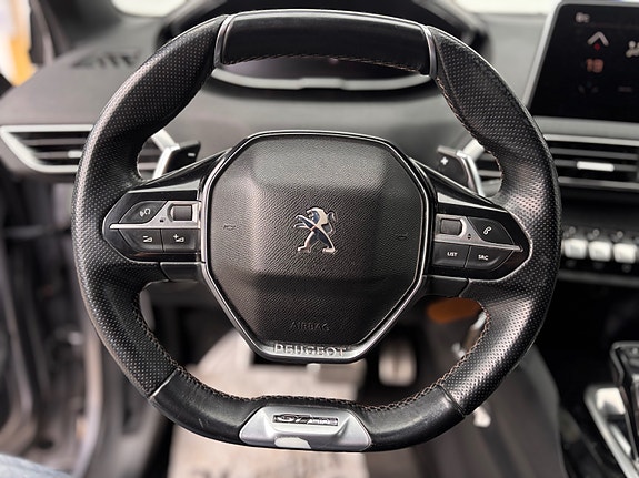 Peugeot 5008 22 of 30