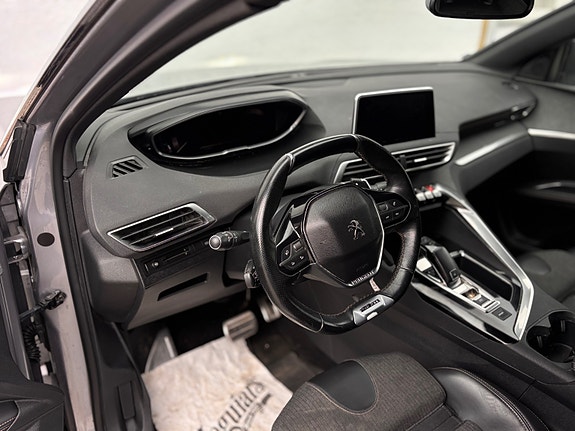 Peugeot 5008 21 of 30