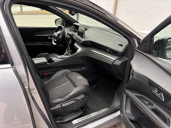 Peugeot 5008 30 of 30