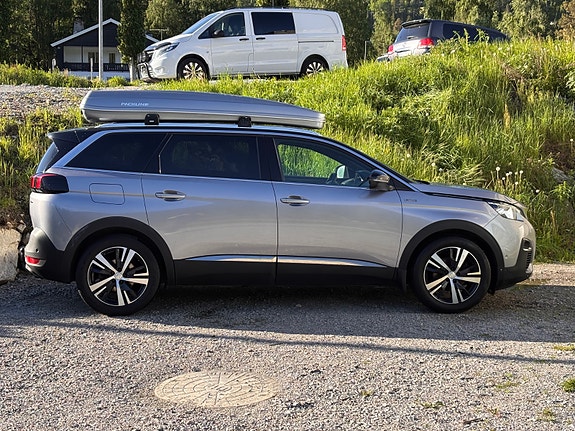 Peugeot 5008 10 of 30