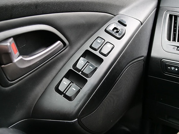 Hyundai Tucson 15 of 22