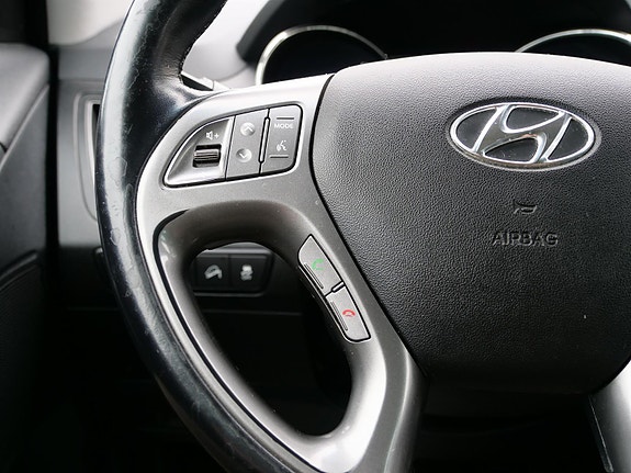 Hyundai Tucson 17 of 22