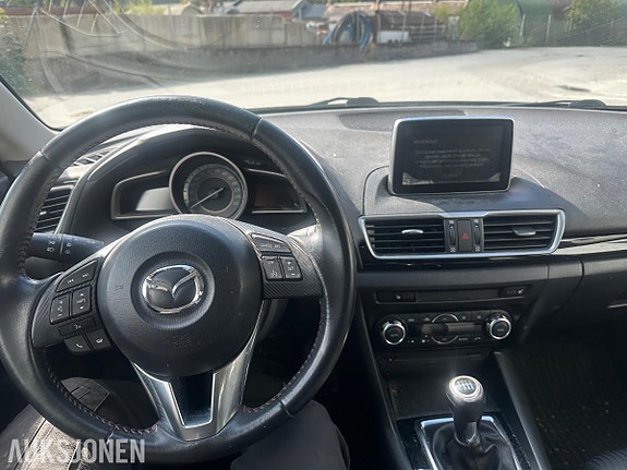 Mazda 3 8 of 11