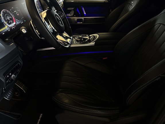 Mercedes-Benz G63 14 of 30