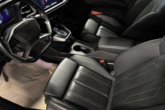 Audi 50 19 of 30
