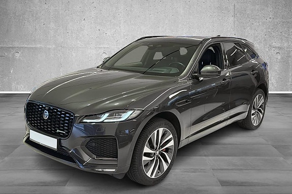 Jaguar F-PACE 4 of 30