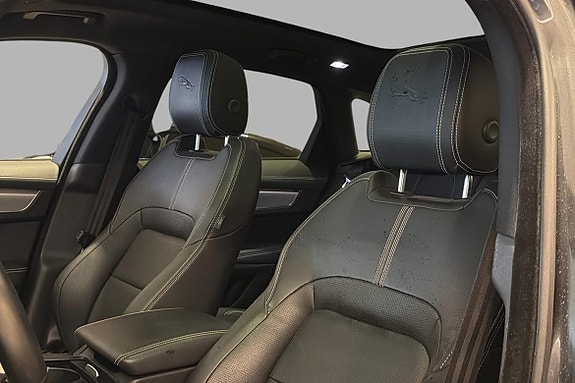Jaguar F-PACE 21 of 30