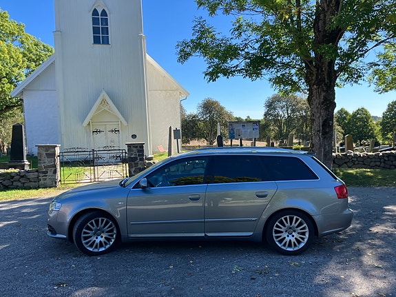 Audi A4 4 of 19