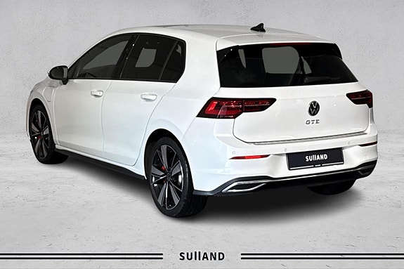 Volkswagen Golf VIII 4 of 13