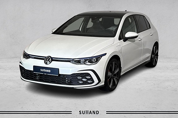 Volkswagen Golf VIII 3 of 13