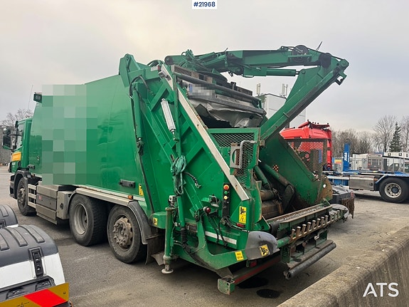 Scania P340 LPG 6x2 Renovasjonsbil m/ Kran. 7 of 30