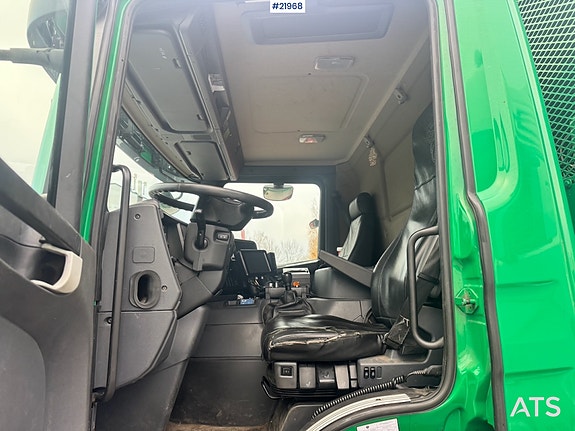 Scania P340 LPG 6x2 Renovasjonsbil m/ Kran. 22 of 30