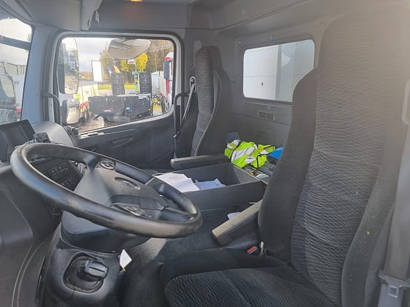 Mercedes-Benz Atego 19 of 20