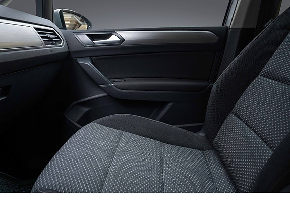 Volkswagen Touran 23 of 28