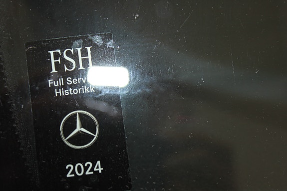 Mercedes-Benz C200 13 of 23