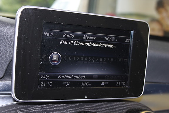 Mercedes-Benz C200 20 of 23