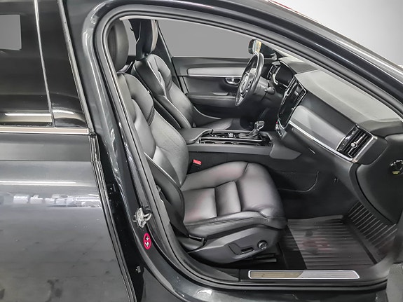 Volvo V90 12 of 23