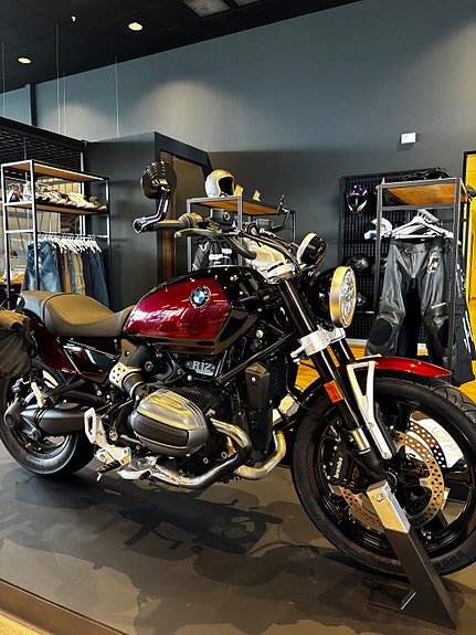 BMW R 12 2 of 6
