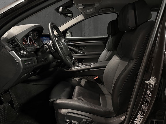 BMW 520d 13 of 30
