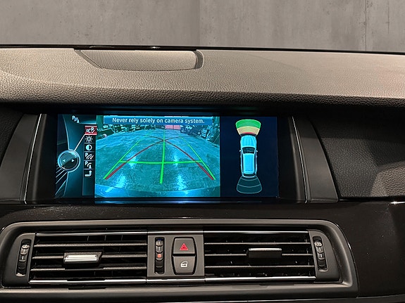 BMW 520d 29 of 30