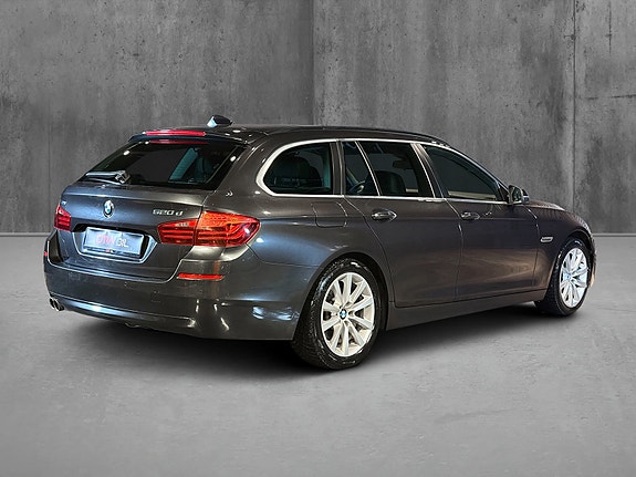 BMW 520d 8 of 30