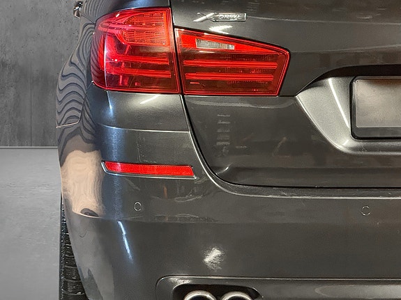 BMW 520d 12 of 30