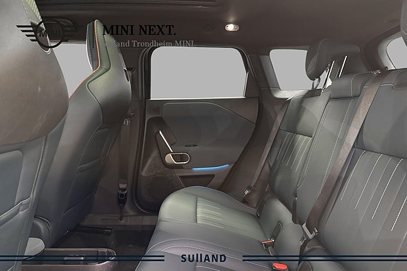 MINI Aceman SE 15 of 27