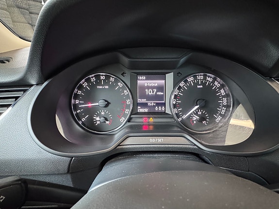 Skoda Octavia 27 of 30