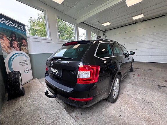 Skoda Octavia 10 of 30