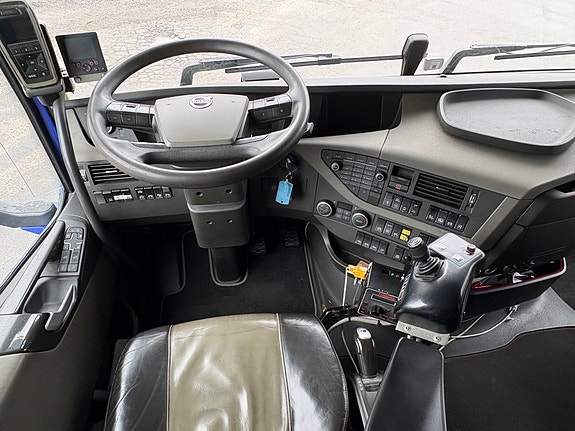 Volvo Ny pris FH540 med Asfaltbalje/dumperkasse/brøytefeste/midtmontert skjær, +++ 17 of 27