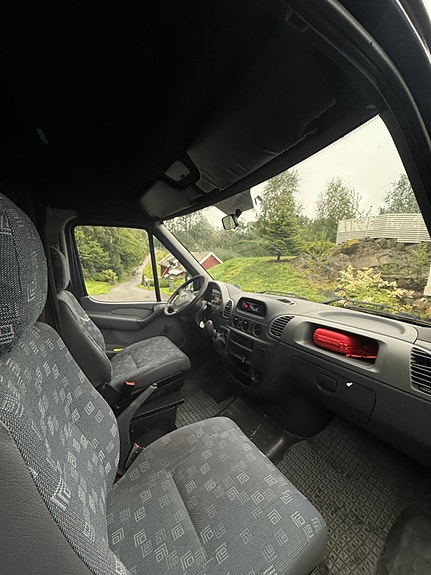 Mercedes-Benz Sprinter 208 9 of 20