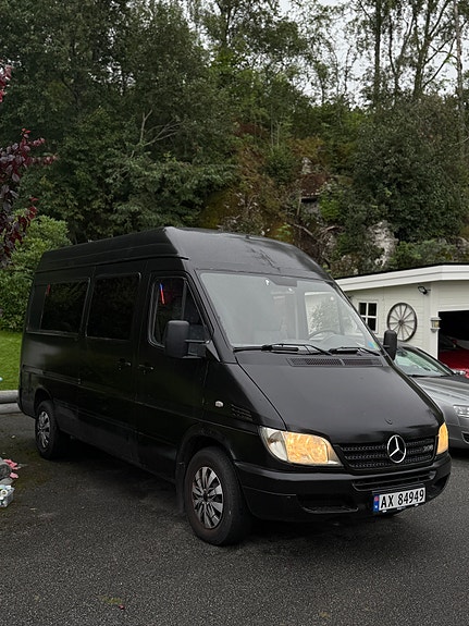 Mercedes-Benz Sprinter 208 2 of 20