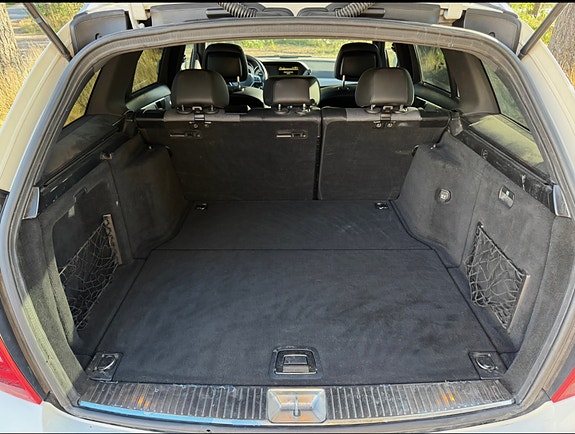 Mercedes-Benz C200 d 11 of 12