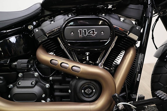 Harley-Davidson Softail Fat Bob 114 3 of 14
