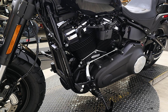 Harley-Davidson Softail Fat Bob 114 6 of 14