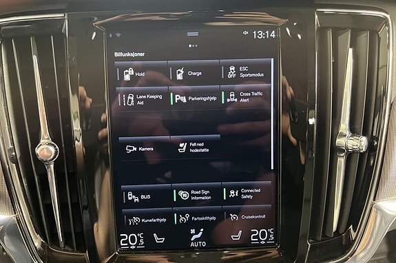 Volvo V90 18 of 29
