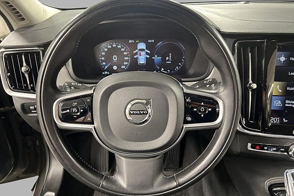 Volvo V90 12 of 29