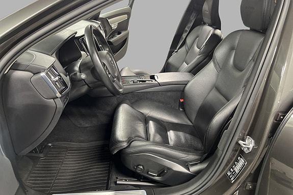 Volvo V90 11 of 29