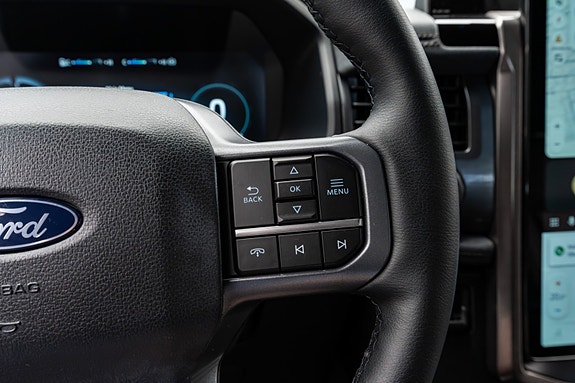 Ford F-150 14 of 30