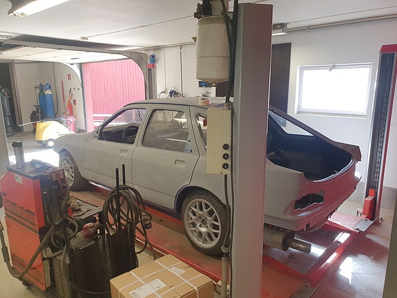 Ford Sierra 2 of 9