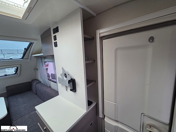 Adria ACTION 361LH 24 of 25
