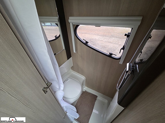 Adria ACTION 361LH 21 of 25
