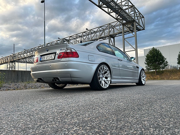 BMW M3 6 of 30