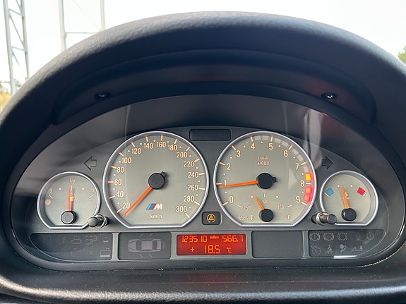 BMW M3 24 of 30