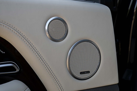 Land Rover Range Rover 24 of 30