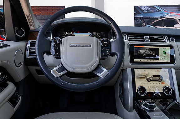 Land Rover Range Rover 25 of 30