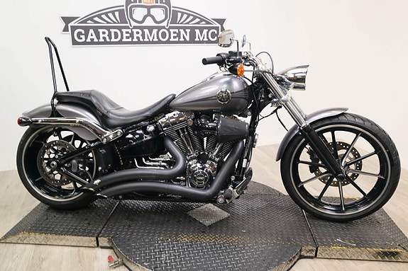Harley-Davidson Breakout 13 of 15